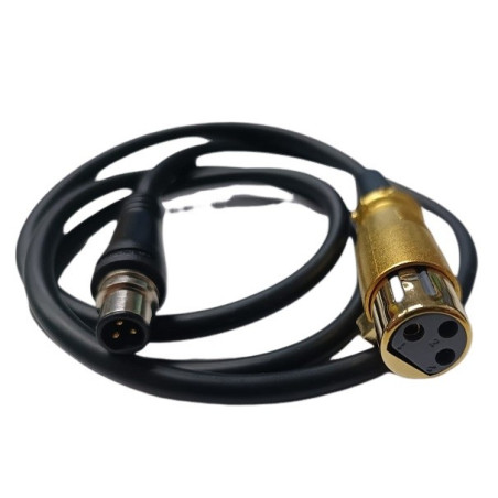 Adapter XLR-3 / żeński /do ładowarki